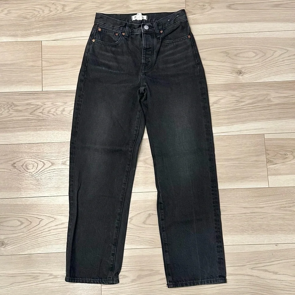 LIKE NEW Madewell Women’s Low-Slung Straight Denim Jeans